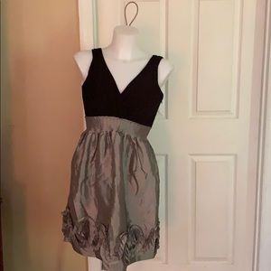 Women’s dress